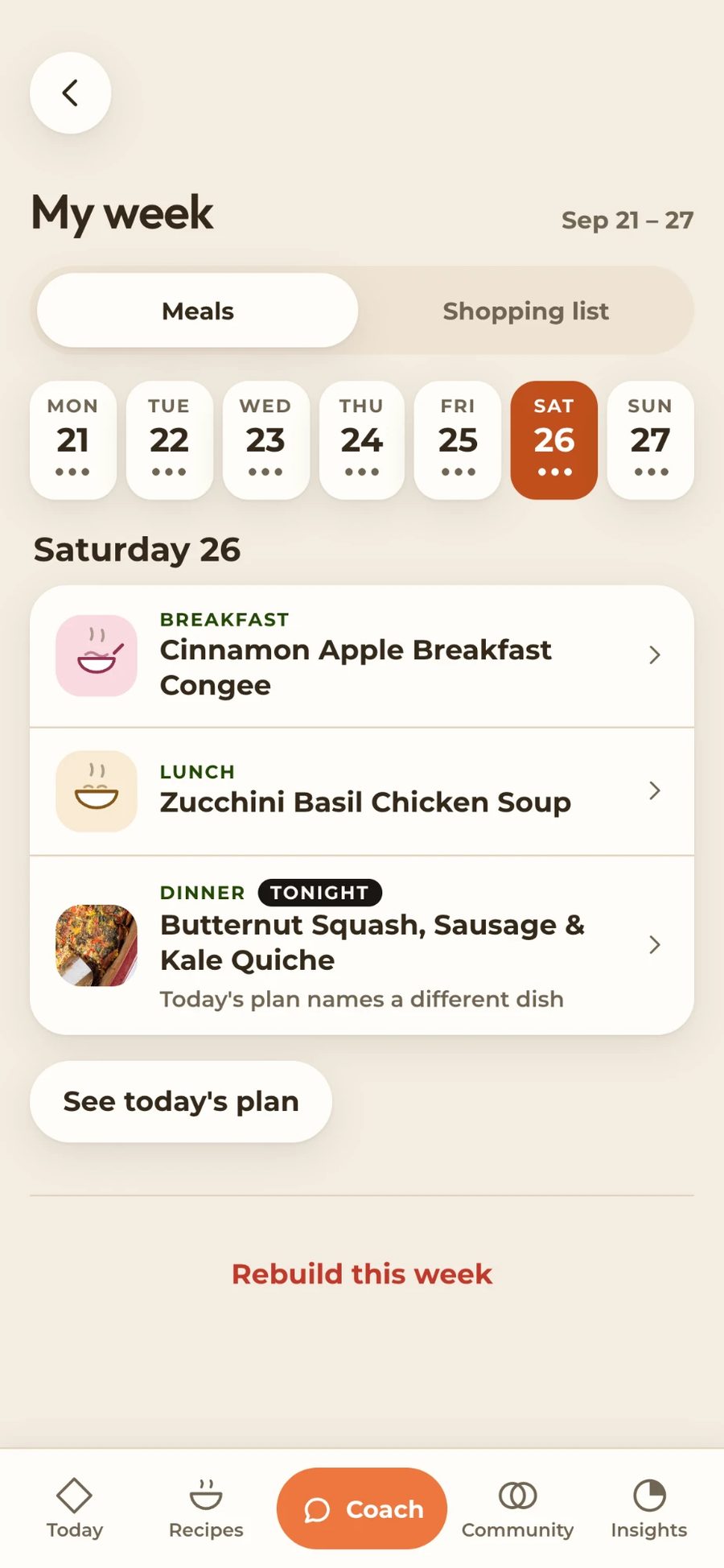 The week in the app: the meals and the shopping list, day by day